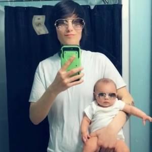 Meet your Posher, Taryn